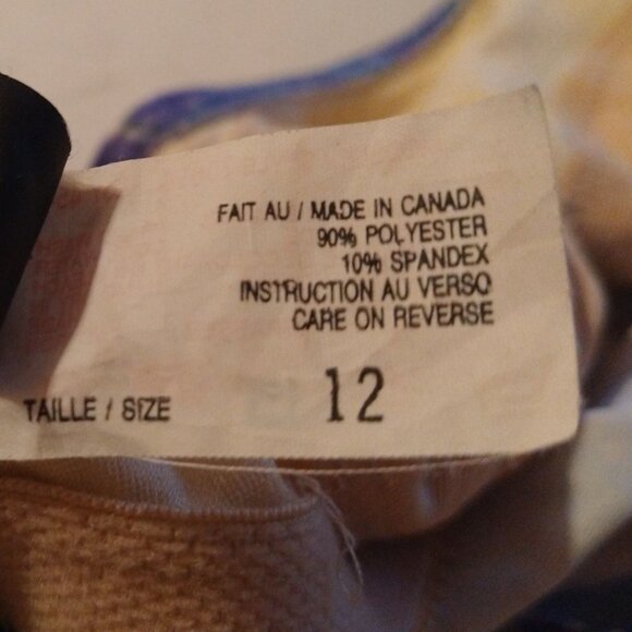 Vintege swimming suit, Made in Canada, Size 12 - Picture 3 of 4